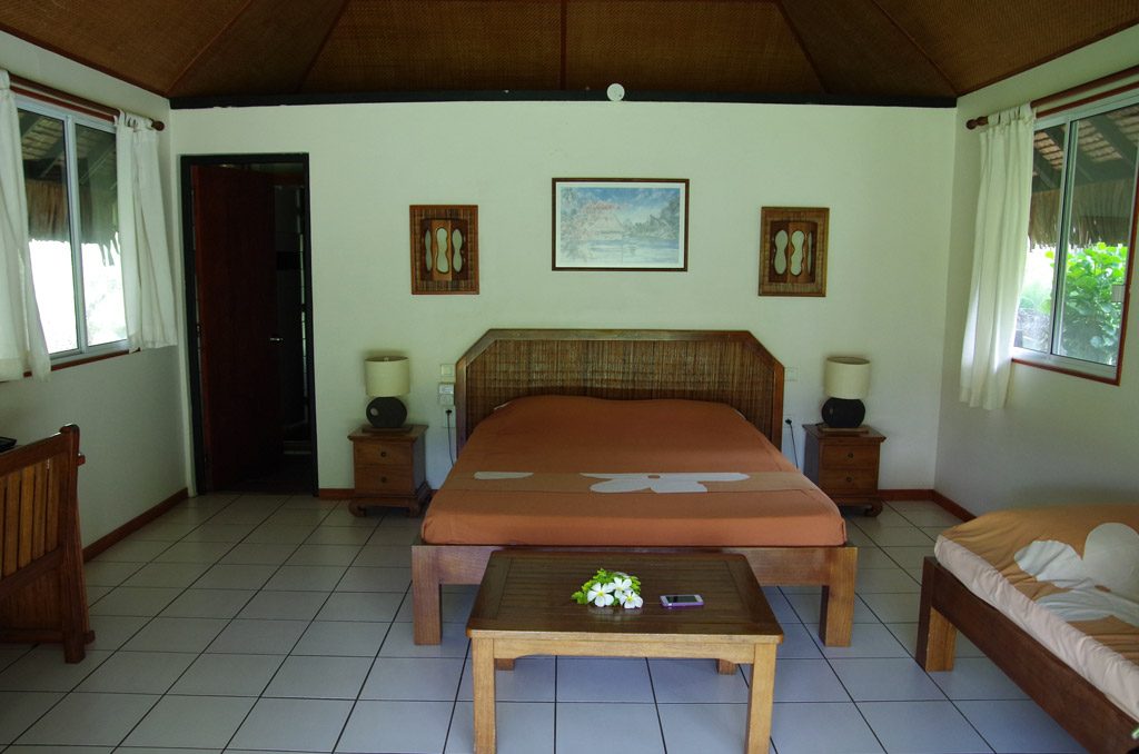 Inside the garden bungalow Les Tipaniers Moorea